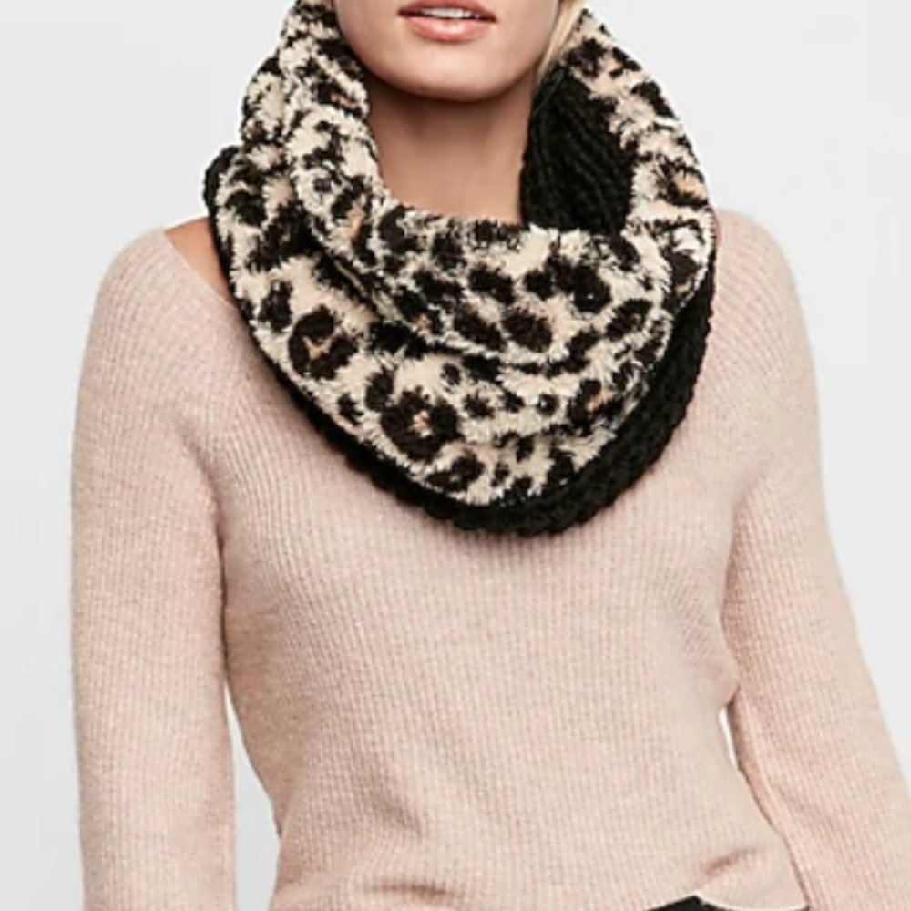Leopard print Express scarf